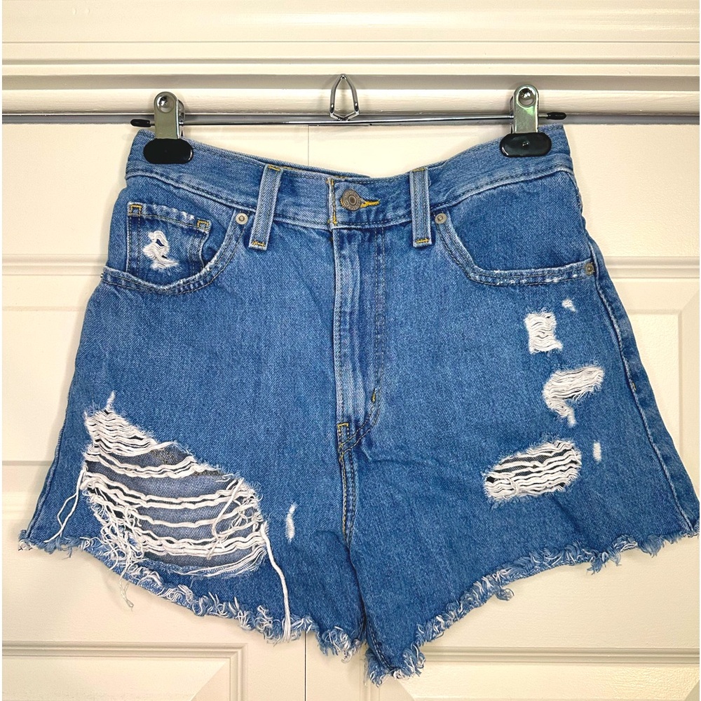 Levi's High Waisted Mom Shorts